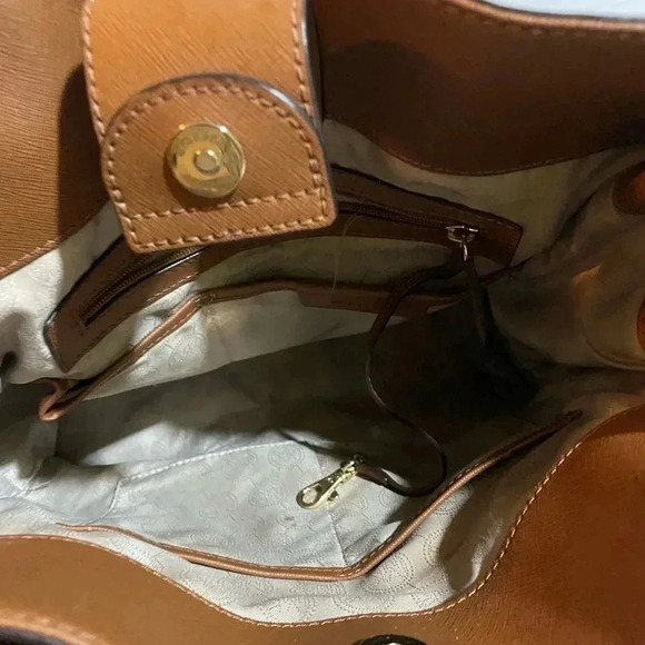 Michael kors brown saffiano leather satchel handbag - Picture 6 of 12